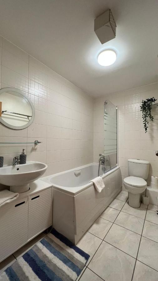 Edinburgh City Centre - Powderhall Modern Spacious 2 Bedroom Apartment With Free Parking 외부 사진
