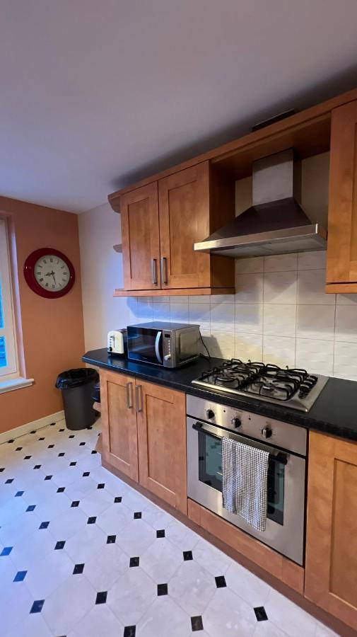 Edinburgh City Centre - Powderhall Modern Spacious 2 Bedroom Apartment With Free Parking 외부 사진