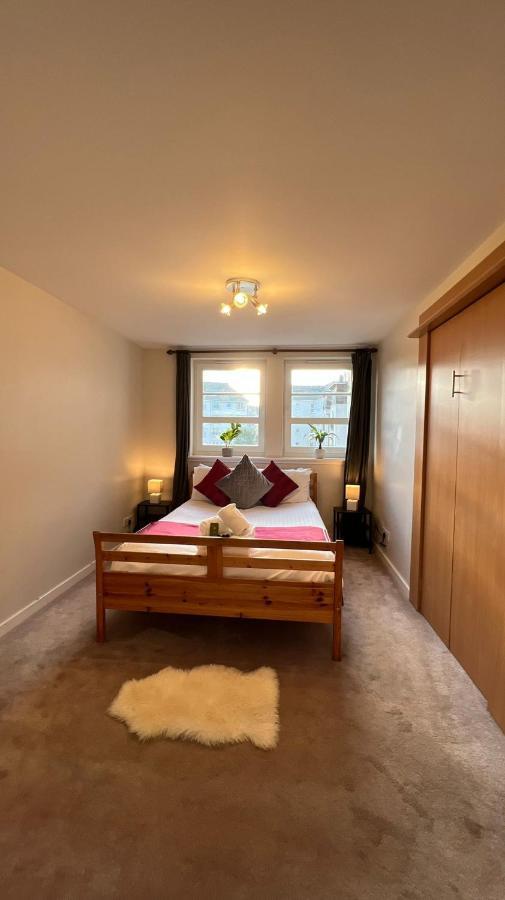 Edinburgh City Centre - Powderhall Modern Spacious 2 Bedroom Apartment With Free Parking 외부 사진