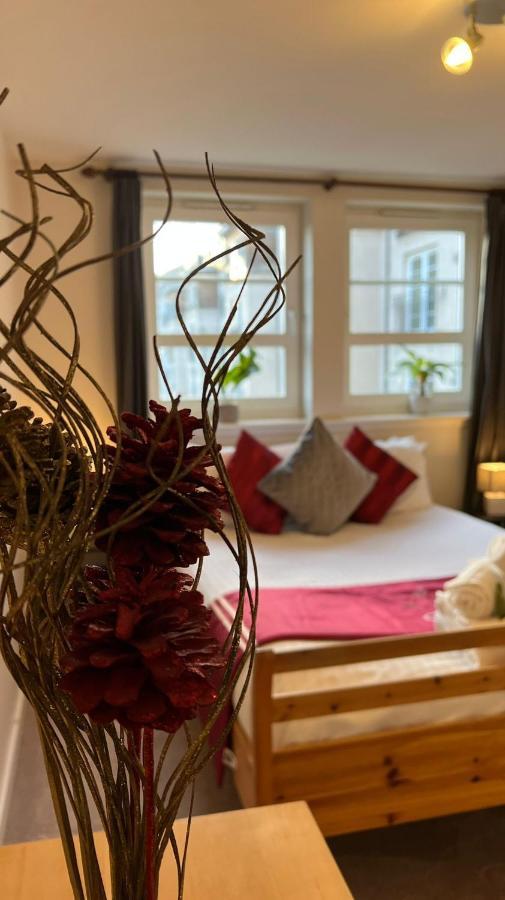 Edinburgh City Centre - Powderhall Modern Spacious 2 Bedroom Apartment With Free Parking 외부 사진