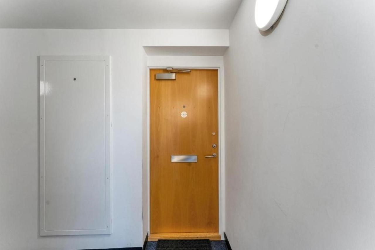 Edinburgh City Centre - Powderhall Modern Spacious 2 Bedroom Apartment With Free Parking 외부 사진